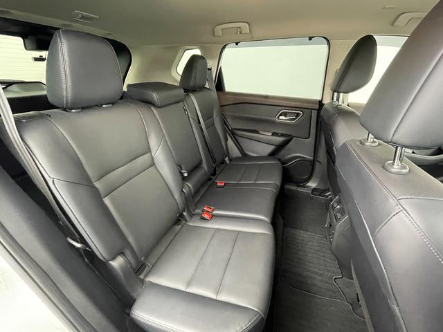 エクストレイル G e-4ORCE 衝突軽減ブレーキ/プロパイロット/全方位カメラ/純正ナビ/ディスプレイオーディオ/ドライブレコーダー/パワーシート/パワーバックドア/ETC2.0/シートヒーター/オートハイビーム/コーナーセンサー(17枚目)