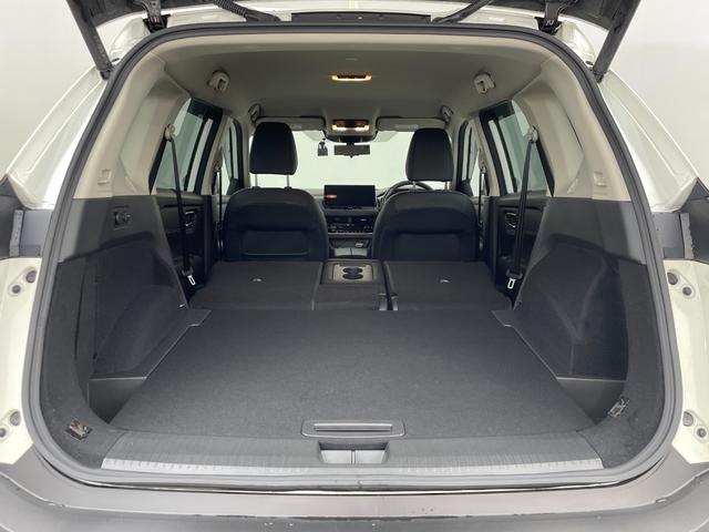 エクストレイル G e-4ORCE 衝突軽減ブレーキ/プロパイロット/全方位カメラ/純正ナビ/ディスプレイオーディオ/ドライブレコーダー/パワーシート/パワーバックドア/ETC2.0/シートヒーター/オートハイビーム/コーナーセンサー(18枚目)