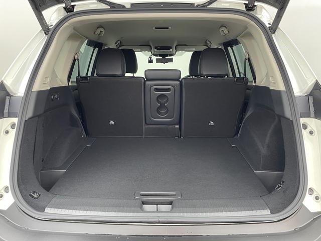 エクストレイル G e-4ORCE 衝突軽減ブレーキ/プロパイロット/全方位カメラ/純正ナビ/ディスプレイオーディオ/ドライブレコーダー/パワーシート/パワーバックドア/ETC2.0/シートヒーター/オートハイビーム/コーナーセンサー(40枚目)