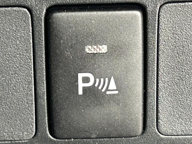 ルーミー カスタムG ・4WD・寒冷地仕様・社外ナビ・バックカメラ・ETC・衝突軽減ブレーキ・レーダークルーズコントロール・パーキングソナー・ワイパーデアイサー・両側パワースライドドア・純正AW・LEDヘッドライト(14枚目)