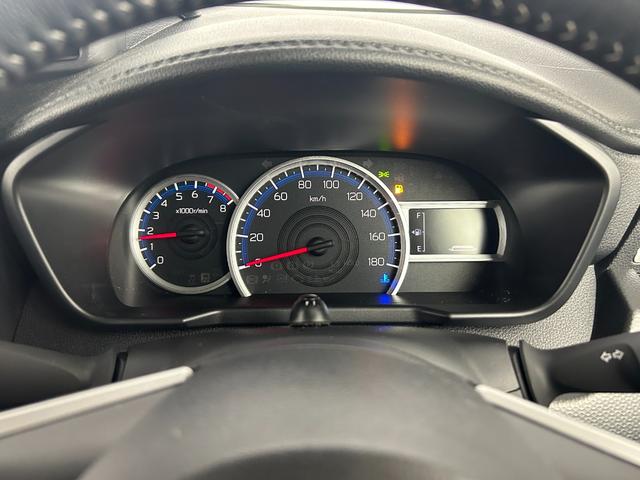 ルーミー カスタムG ・4WD・寒冷地仕様・社外ナビ・バックカメラ・ETC・衝突軽減ブレーキ・レーダークルーズコントロール・パーキングソナー・ワイパーデアイサー・両側パワースライドドア・純正AW・LEDヘッドライト(30枚目)