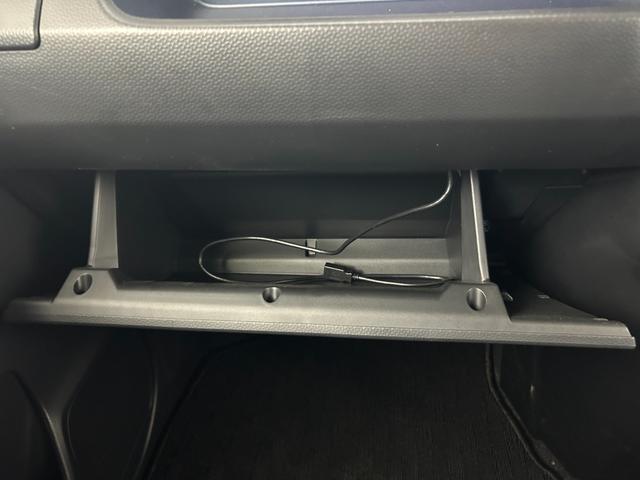 ルーミー カスタムG ・4WD・寒冷地仕様・社外ナビ・バックカメラ・ETC・衝突軽減ブレーキ・レーダークルーズコントロール・パーキングソナー・ワイパーデアイサー・両側パワースライドドア・純正AW・LEDヘッドライト(38枚目)