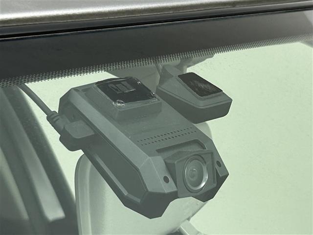 スイフト ハイブリッドＲＳ　外足回り／エンジンスターター／ドラレコ／カロッツェリアＤＡ／ＣＤ＋ＤＶＤ＋ＢＴ／バックカメラ／ビルトインＥＴＣ／カロッツェリアサブウーファー／ＪＢＬクロスオーバーネットワーク／外ＬＥＤルームランプ（2枚目）