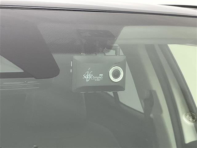 ヤリスクロス ハイブリッドZ ワンオーナー/純正メモリナビ/ハーフレザーシート/前後ドライブレコーダー/アダプティブクルーズコントロール/バックカメラ/前席シートヒーター/前後コーナーセンサー/ビルトインETC(3枚目)