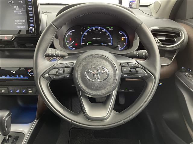 ヤリスクロス ハイブリッドZ ワンオーナー/純正メモリナビ/ハーフレザーシート/前後ドライブレコーダー/アダプティブクルーズコントロール/バックカメラ/前席シートヒーター/前後コーナーセンサー/ビルトインETC(7枚目)