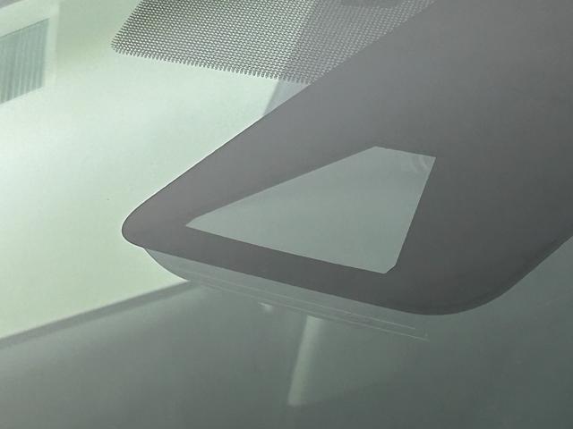 アクア Ｘ　寒冷地／夏冬タイヤ／１０．５インチディスプレイオーディオ（コネクティッドナビ）／Ｍｉｒａｃａｓｔ／Ｂｌｕｅｔｏｏｔｈ／バックカメラ／ステアリングスイッチ／ビルトインＥＴＣ／ドラレコ前後／ＡＣ１００Ｖ（5枚目）