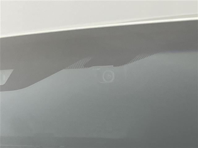 ハリアー Ｇ　純正メモリナビ／デジタルインナーミラー／ミラー一体型ドライブレコーダー／レーダークルーズコントロール／バックカメラ／パワーバックドア／ハーフレザーシート／ブラインドスポットモニター（3枚目）