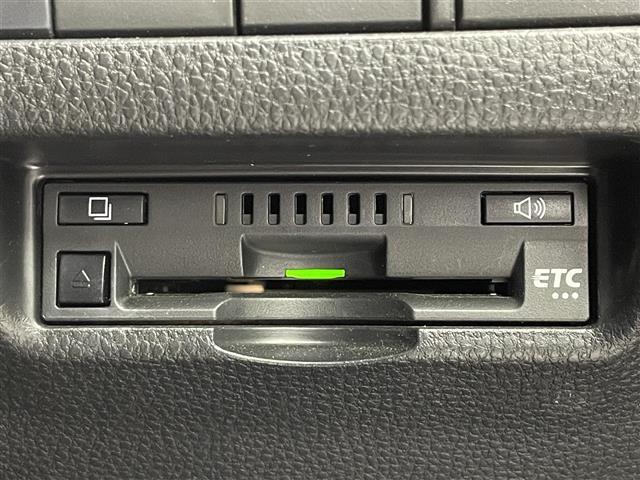 ハリアー Ｇ　純正メモリナビ／デジタルインナーミラー／ミラー一体型ドライブレコーダー／レーダークルーズコントロール／バックカメラ／パワーバックドア／ハーフレザーシート／ブラインドスポットモニター（18枚目）