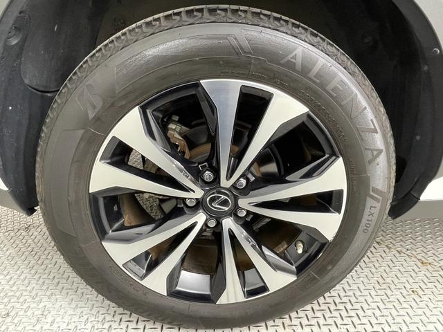 ＮＸ ＮＸ３００ｈ　Ｆスポーツ　サンルーフ／全方位カメラ／シートヒーター＆ベンチレーション／パワーシート／パワーバックドア／ステアリングヒーター／オートハイビーム／１００Ｖ／レーダークルーズコントロール／ブラインドスポットモニター（34枚目）