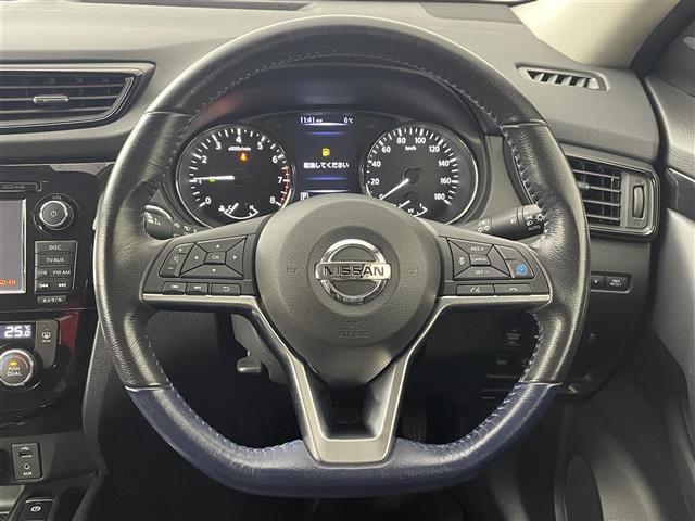 エクストレイル オーテック　ｉパッケージ　プロパイロット／エマージェンシーブレーキ／レーンキープアシスト／レーダークルーズコントロール／ブラインドスポットモニター／メーカーナビ／全方位カメラ／フルセグＴＶ／Ｂｌｕｅｔｏｏｔｈ／ビルトインＥＴＣ（4枚目）