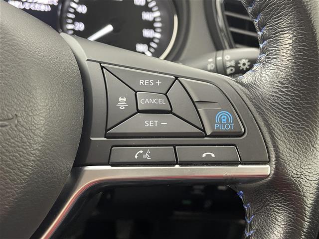 エクストレイル オーテック　ｉパッケージ　プロパイロット／エマージェンシーブレーキ／レーンキープアシスト／レーダークルーズコントロール／ブラインドスポットモニター／メーカーナビ／全方位カメラ／フルセグＴＶ／Ｂｌｕｅｔｏｏｔｈ／ビルトインＥＴＣ（6枚目）