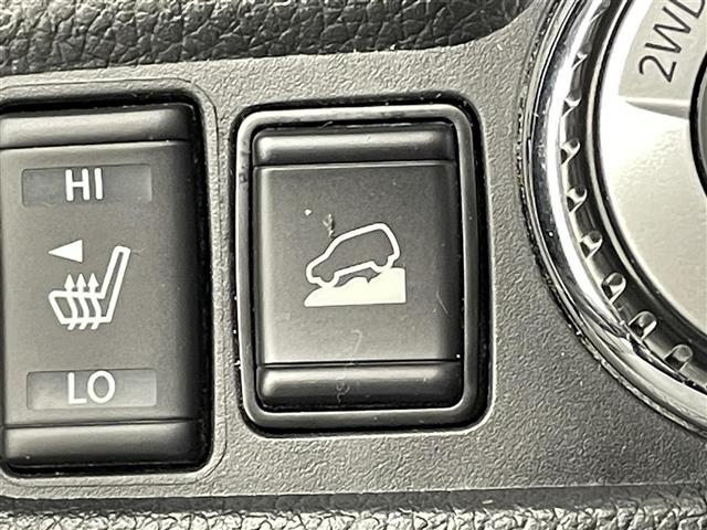 エクストレイル オーテック　ｉパッケージ　プロパイロット／エマージェンシーブレーキ／レーンキープアシスト／レーダークルーズコントロール／ブラインドスポットモニター／メーカーナビ／全方位カメラ／フルセグＴＶ／Ｂｌｕｅｔｏｏｔｈ／ビルトインＥＴＣ（32枚目）