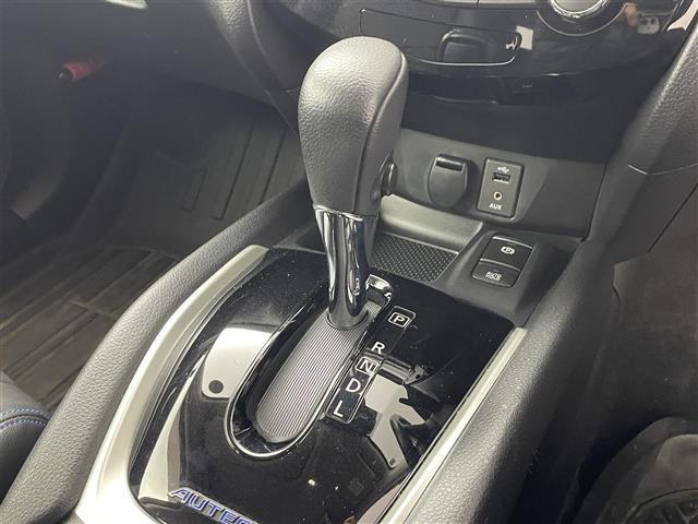 エクストレイル オーテック　ｉパッケージ　プロパイロット／エマージェンシーブレーキ／レーンキープアシスト／レーダークルーズコントロール／ブラインドスポットモニター／メーカーナビ／全方位カメラ／フルセグＴＶ／Ｂｌｕｅｔｏｏｔｈ／ビルトインＥＴＣ（34枚目）