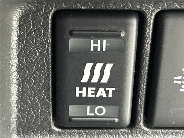 ＮＶ３５０キャラバンバン プレミアムＧＸロングブラックギア　４ＷＤ・全方位カメラ・社外フローティングナビ・バックカメラ・フルセグＴＶ・ＥＴＣ・片側パワスラ・社外フロアマット・ＬＥＤヘッドライト・オートライト・センターデフロック・横滑り防止・プッシュスタート（13枚目）