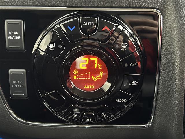 ＮＶ３５０キャラバンバン プレミアムＧＸロングブラックギア　４ＷＤ・全方位カメラ・社外フローティングナビ・バックカメラ・フルセグＴＶ・ＥＴＣ・片側パワスラ・社外フロアマット・ＬＥＤヘッドライト・オートライト・センターデフロック・横滑り防止・プッシュスタート（20枚目）