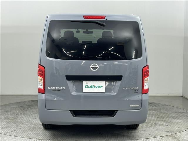 ＮＶ３５０キャラバンバン プレミアムＧＸロングブラックギア　４ＷＤ・全方位カメラ・社外フローティングナビ・バックカメラ・フルセグＴＶ・ＥＴＣ・片側パワスラ・社外フロアマット・ＬＥＤヘッドライト・オートライト・センターデフロック・横滑り防止・プッシュスタート（30枚目）