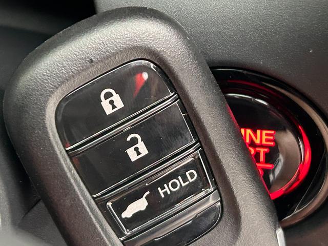 ＺＲ－Ｖ Ｚ　寒冷地仕様／メーカーナビ／衝突軽減ブレーキ／全方位カメラ／シートヒーター／ステアリングヒーター／アダプティブクルーズコントロール／パワーシート／パワーバックドア／ＥＴＣ／ＢＯＳＥスピーカー／フルセグ（15枚目）