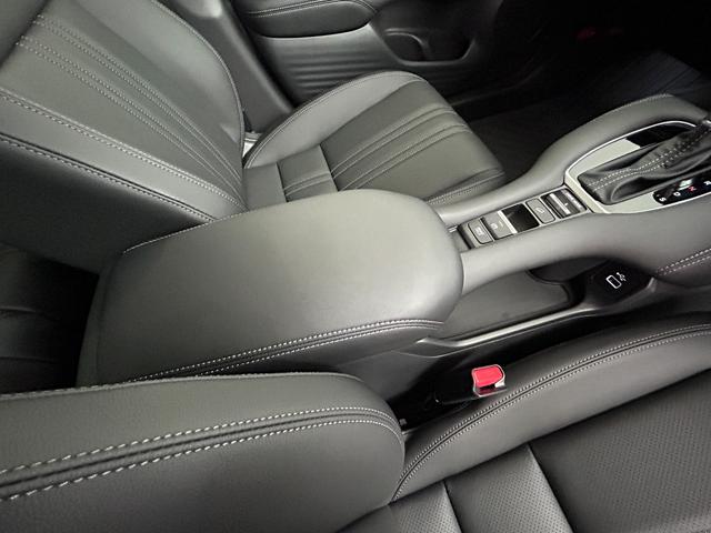 ＺＲ－Ｖ Ｚ　寒冷地仕様／メーカーナビ／衝突軽減ブレーキ／全方位カメラ／シートヒーター／ステアリングヒーター／アダプティブクルーズコントロール／パワーシート／パワーバックドア／ＥＴＣ／ＢＯＳＥスピーカー／フルセグ（46枚目）