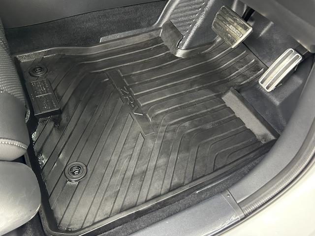 ＺＲ－Ｖ Ｚ　寒冷地仕様／メーカーナビ／衝突軽減ブレーキ／全方位カメラ／シートヒーター／ステアリングヒーター／アダプティブクルーズコントロール／パワーシート／パワーバックドア／ＥＴＣ／ＢＯＳＥスピーカー／フルセグ（55枚目）