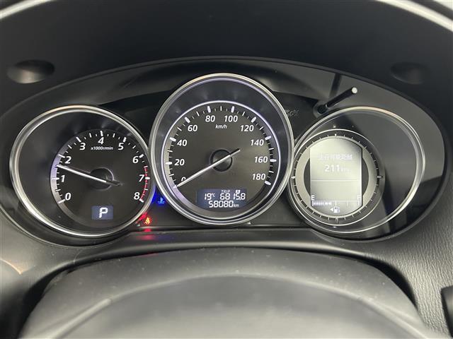 ＣＸ－５ ２０Ｓ　クラリオン２ＤＩＮオーディオ／ＣＤ＋ＵＳＢ／ステアリングスイッチ／ドライブレコーダー前方／スマートシティブレーキサポート／リアビークルモニタリングシステム／キセノンライト／フォグランプ／純正１７ＡＷ（7枚目）