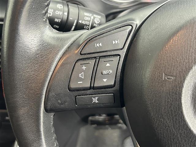 ＣＸ－５ ２０Ｓ　クラリオン２ＤＩＮオーディオ／ＣＤ＋ＵＳＢ／ステアリングスイッチ／ドライブレコーダー前方／スマートシティブレーキサポート／リアビークルモニタリングシステム／キセノンライト／フォグランプ／純正１７ＡＷ（8枚目）