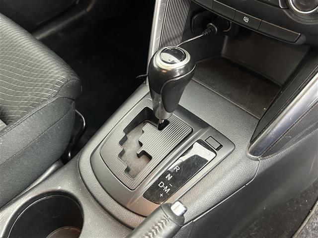 ＣＸ－５ ２０Ｓ　クラリオン２ＤＩＮオーディオ／ＣＤ＋ＵＳＢ／ステアリングスイッチ／ドライブレコーダー前方／スマートシティブレーキサポート／リアビークルモニタリングシステム／キセノンライト／フォグランプ／純正１７ＡＷ（14枚目）