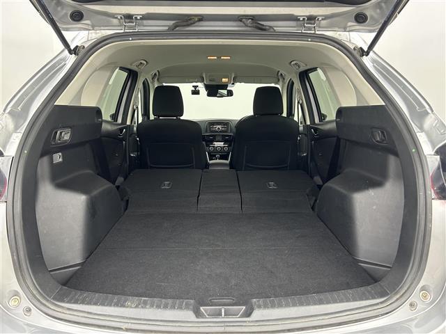 ＣＸ－５ ２０Ｓ　クラリオン２ＤＩＮオーディオ／ＣＤ＋ＵＳＢ／ステアリングスイッチ／ドライブレコーダー前方／スマートシティブレーキサポート／リアビークルモニタリングシステム／キセノンライト／フォグランプ／純正１７ＡＷ（29枚目）