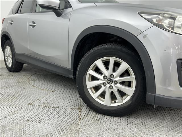 ＣＸ－５ ２０Ｓ　クラリオン２ＤＩＮオーディオ／ＣＤ＋ＵＳＢ／ステアリングスイッチ／ドライブレコーダー前方／スマートシティブレーキサポート／リアビークルモニタリングシステム／キセノンライト／フォグランプ／純正１７ＡＷ（38枚目）