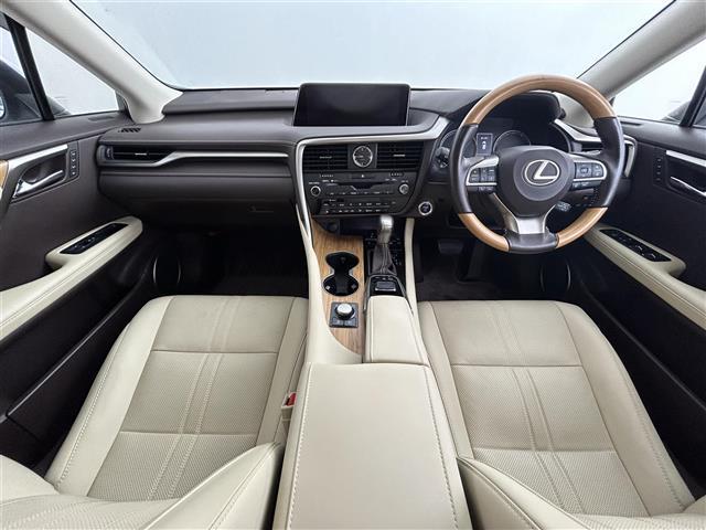 RX RX450h バージョンL メーカーナビ/純正エンスタ/全方位カメラ/ETC/本革シート/シートヒーター&ベンチレーション/D+N席パワーシート/ヘッドアップディスプレイ/レーダークルーズコントロール/ステアリングヒーター(4枚目)