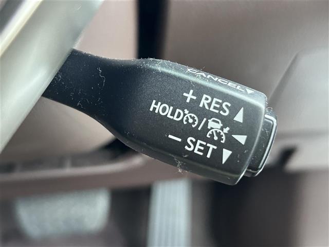 RX RX450h バージョンL メーカーナビ/純正エンスタ/全方位カメラ/ETC/本革シート/シートヒーター&ベンチレーション/D+N席パワーシート/ヘッドアップディスプレイ/レーダークルーズコントロール/ステアリングヒーター(8枚目)