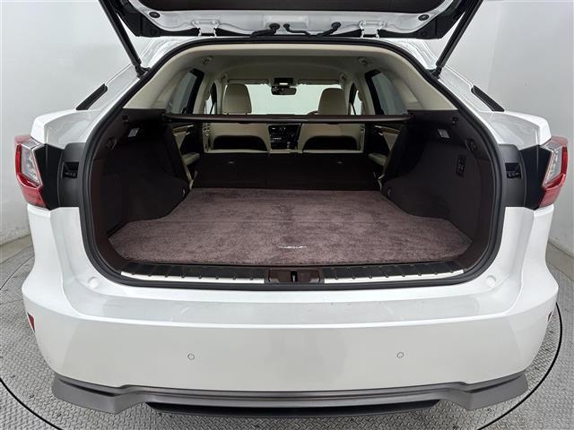 RX RX450h バージョンL メーカーナビ/純正エンスタ/全方位カメラ/ETC/本革シート/シートヒーター&ベンチレーション/D+N席パワーシート/ヘッドアップディスプレイ/レーダークルーズコントロール/ステアリングヒーター(18枚目)