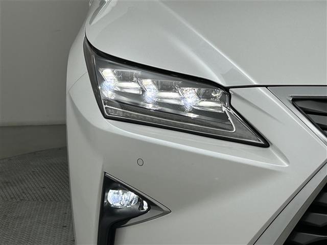 RX RX450h バージョンL メーカーナビ/純正エンスタ/全方位カメラ/ETC/本革シート/シートヒーター&ベンチレーション/D+N席パワーシート/ヘッドアップディスプレイ/レーダークルーズコントロール/ステアリングヒーター(19枚目)