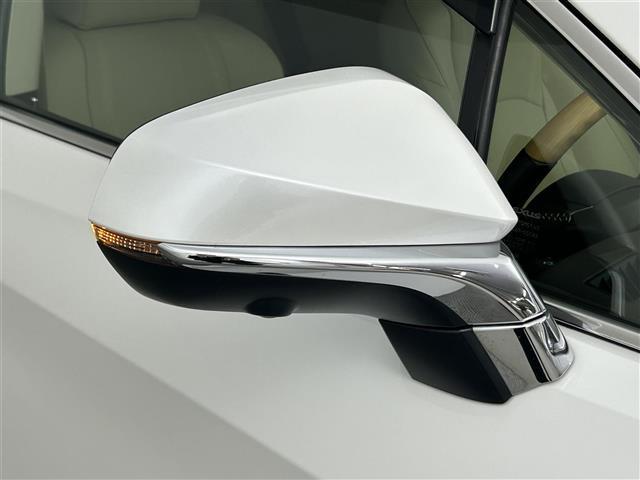 RX RX450h バージョンL メーカーナビ/純正エンスタ/全方位カメラ/ETC/本革シート/シートヒーター&ベンチレーション/D+N席パワーシート/ヘッドアップディスプレイ/レーダークルーズコントロール/ステアリングヒーター(20枚目)