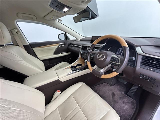 RX RX450h バージョンL メーカーナビ/純正エンスタ/全方位カメラ/ETC/本革シート/シートヒーター&ベンチレーション/D+N席パワーシート/ヘッドアップディスプレイ/レーダークルーズコントロール/ステアリングヒーター(43枚目)