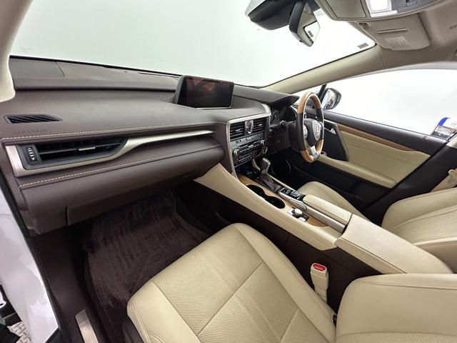 RX RX450h バージョンL メーカーナビ/純正エンスタ/全方位カメラ/ETC/本革シート/シートヒーター&ベンチレーション/D+N席パワーシート/ヘッドアップディスプレイ/レーダークルーズコントロール/ステアリングヒーター(46枚目)