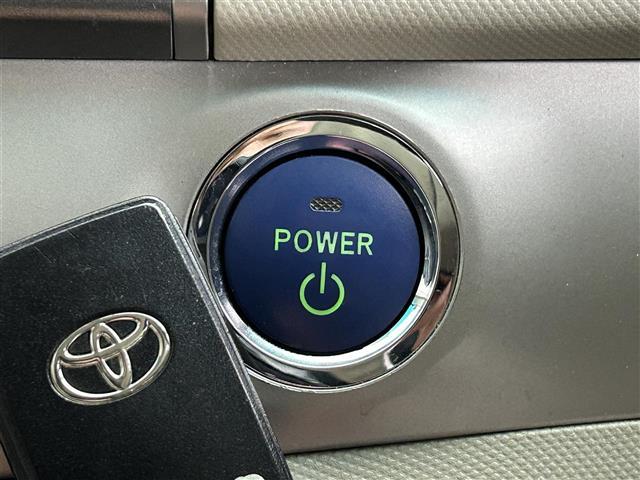 エスティマハイブリッド Ｘ　寒冷地仕様／純正ＨＤＤナビ／フルセグＴＶ／ＣＤ＋ＤＶＤ＋ＳＤ＋ＨＤＤ／バックカメラ／ビルトインＥＴＣ／ドライブレコーダー前方／両側パワースライドドア／１００Ｖ充電／クルコン／キセノン／フォグ（20枚目）