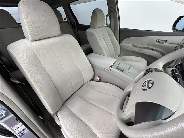 エスティマハイブリッド Ｘ　寒冷地仕様／純正ＨＤＤナビ／フルセグＴＶ／ＣＤ＋ＤＶＤ＋ＳＤ＋ＨＤＤ／バックカメラ／ビルトインＥＴＣ／ドライブレコーダー前方／両側パワースライドドア／１００Ｖ充電／クルコン／キセノン／フォグ（22枚目）