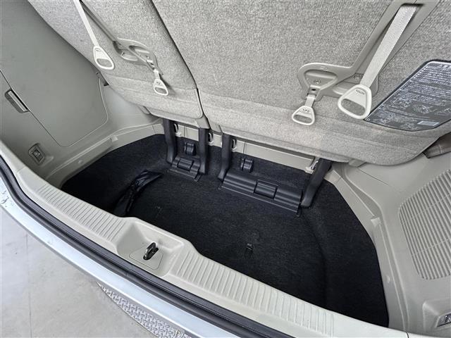 エスティマハイブリッド Ｘ　寒冷地仕様／純正ＨＤＤナビ／フルセグＴＶ／ＣＤ＋ＤＶＤ＋ＳＤ＋ＨＤＤ／バックカメラ／ビルトインＥＴＣ／ドライブレコーダー前方／両側パワースライドドア／１００Ｖ充電／クルコン／キセノン／フォグ（28枚目）