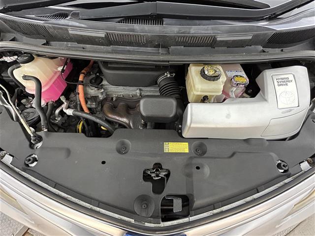 エスティマハイブリッド Ｘ　寒冷地仕様／純正ＨＤＤナビ／フルセグＴＶ／ＣＤ＋ＤＶＤ＋ＳＤ＋ＨＤＤ／バックカメラ／ビルトインＥＴＣ／ドライブレコーダー前方／両側パワースライドドア／１００Ｖ充電／クルコン／キセノン／フォグ（40枚目）