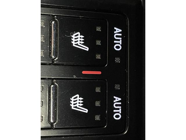 RX RX300 Fスポーツ 純正ナビ/パノラミックビューモニター/ビルトインETC2.0/ドライブレコーダー/レクサスセーフティシステム/ワイヤレス充電/レザーシート/パワーシート/シートヒーター/シートエアコン/純正AW20(11枚目)