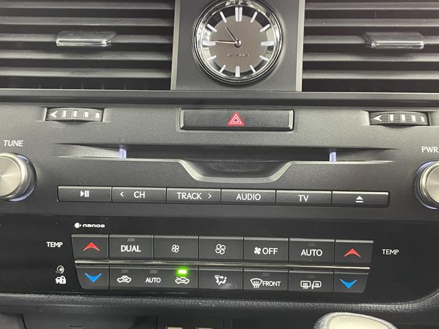 RX RX300 Fスポーツ 純正ナビ/パノラミックビューモニター/ビルトインETC2.0/ドライブレコーダー/レクサスセーフティシステム/ワイヤレス充電/レザーシート/パワーシート/シートヒーター/シートエアコン/純正AW20(13枚目)