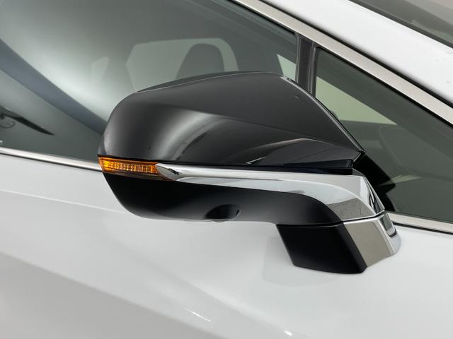 RX RX300 Fスポーツ 純正ナビ/パノラミックビューモニター/ビルトインETC2.0/ドライブレコーダー/レクサスセーフティシステム/ワイヤレス充電/レザーシート/パワーシート/シートヒーター/シートエアコン/純正AW20(20枚目)