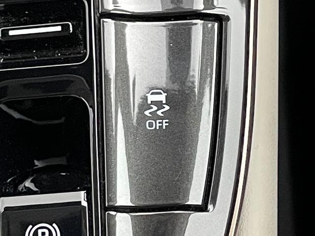 クラウンクロスオーバー Z 純正12.3インチDAナビ/AppleCarPlay/AndoroidAuto/BT/フルセグTV/パノラミックビュー/ドラレコ前後/ビルトインETC2.0/ワイヤレス充電/ヘッドアップディスプレイ(13枚目)