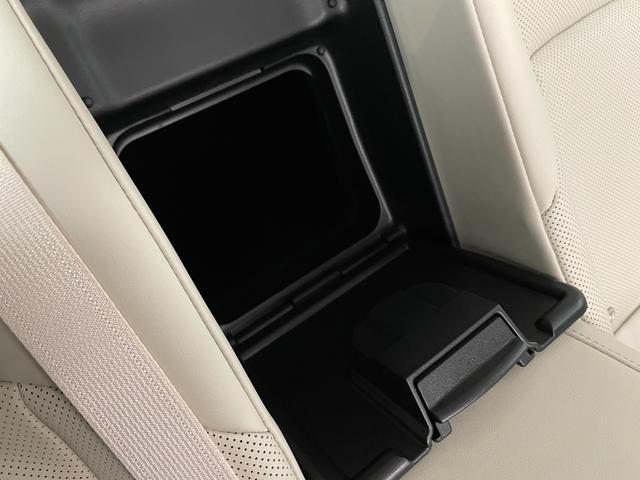 クラウンクロスオーバー Z 純正12.3インチDAナビ/AppleCarPlay/AndoroidAuto/BT/フルセグTV/パノラミックビュー/ドラレコ前後/ビルトインETC2.0/ワイヤレス充電/ヘッドアップディスプレイ(41枚目)