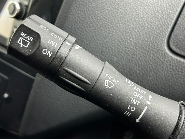 セレナ ハイウェイスター　純正メモリナビ／フルセグＴＶ／Ｂｌｕｅｔｏｏｔｈ／ＣＤ／ＤＶＤ／ＥＴＣ／パワースライドドア／クルーズコントロール／プッシュスタート／スマートキー／オートライト／オートエアコン／電格ミラー（26枚目）