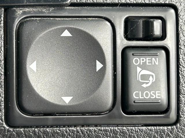 セレナ ハイウェイスター　純正メモリナビ／フルセグＴＶ／Ｂｌｕｅｔｏｏｔｈ／ＣＤ／ＤＶＤ／ＥＴＣ／パワースライドドア／クルーズコントロール／プッシュスタート／スマートキー／オートライト／オートエアコン／電格ミラー（31枚目）