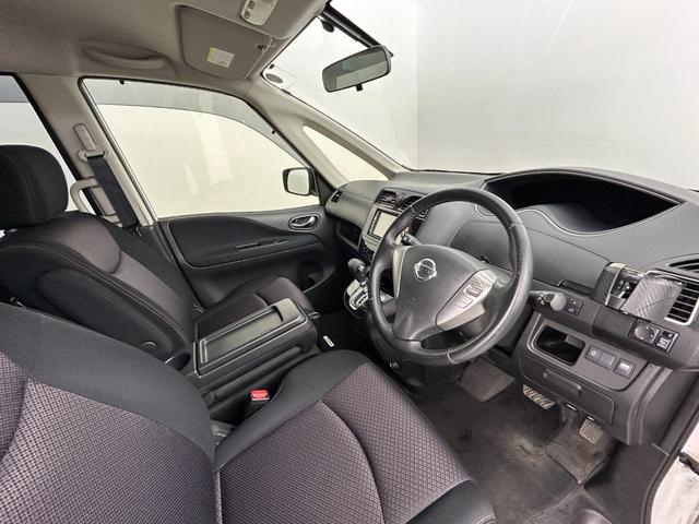 セレナ ハイウェイスター　純正メモリナビ／フルセグＴＶ／Ｂｌｕｅｔｏｏｔｈ／ＣＤ／ＤＶＤ／ＥＴＣ／パワースライドドア／クルーズコントロール／プッシュスタート／スマートキー／オートライト／オートエアコン／電格ミラー（38枚目）