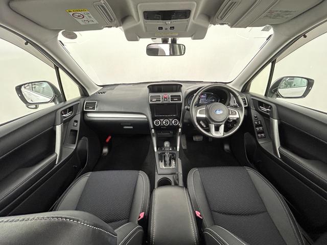 フォレスター 　ＯＰダイヤトーンサウンドナビ／Ｂｌｕｅｔｏｏｔｈ／フルセグＴＶ／バックカメラ／ＥＴＣ２．０／ＬＥＤライト／ＯＰ．ＬＥＤアクセサリーライナー／前後フォグ／アイサイト／ＳＩ－ＤＲＩＶＥ／Ｘ－ＭＯＤＥ（4枚目）