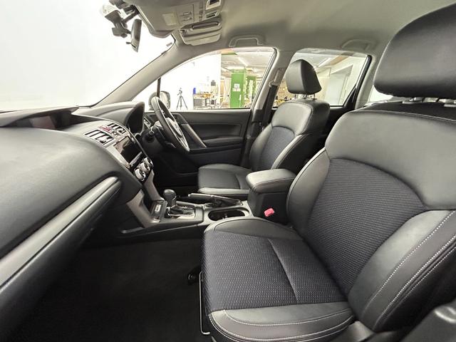 フォレスター 　ＯＰダイヤトーンサウンドナビ／Ｂｌｕｅｔｏｏｔｈ／フルセグＴＶ／バックカメラ／ＥＴＣ２．０／ＬＥＤライト／ＯＰ．ＬＥＤアクセサリーライナー／前後フォグ／アイサイト／ＳＩ－ＤＲＩＶＥ／Ｘ－ＭＯＤＥ（42枚目）