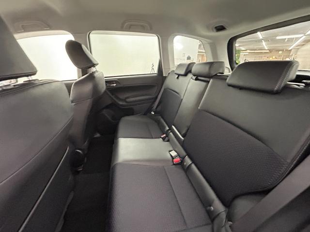 フォレスター 　ＯＰダイヤトーンサウンドナビ／Ｂｌｕｅｔｏｏｔｈ／フルセグＴＶ／バックカメラ／ＥＴＣ２．０／ＬＥＤライト／ＯＰ．ＬＥＤアクセサリーライナー／前後フォグ／アイサイト／ＳＩ－ＤＲＩＶＥ／Ｘ－ＭＯＤＥ（44枚目）